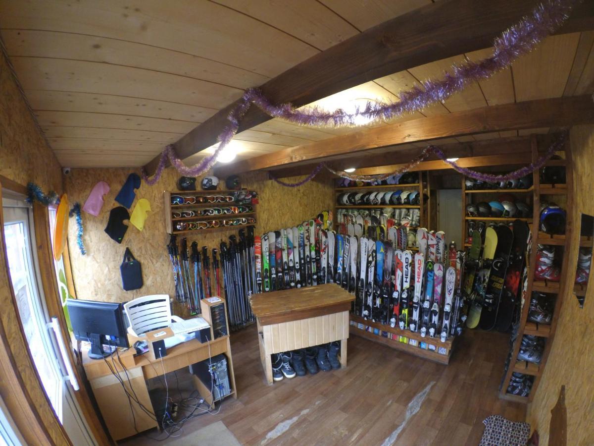 Homestay Opryshky Tatariv Exteriör bild